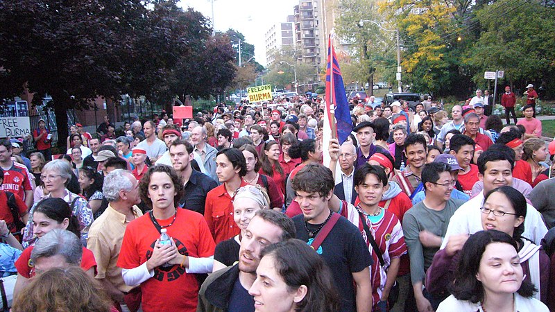 File:Free Burma march Toronto Canada 2007.jpg