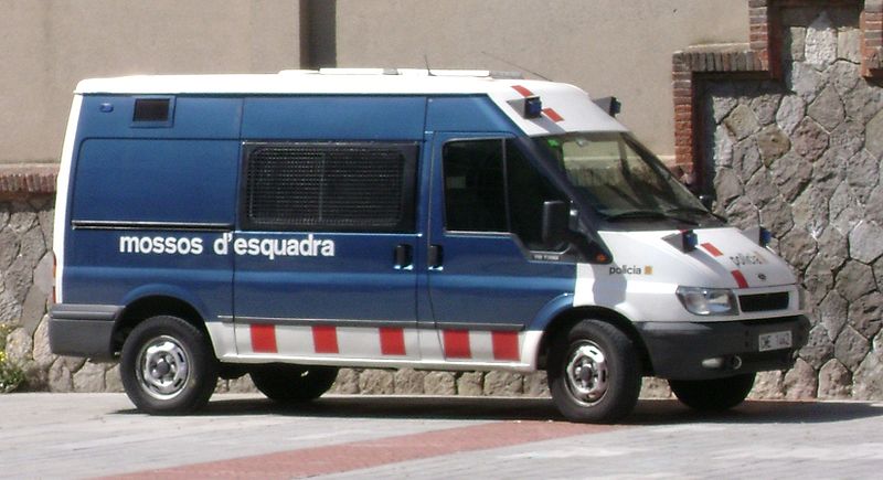 File:Furgoneta transport presoners.jpg