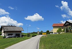 pogled na Gabrje pod Limbarsko Goro