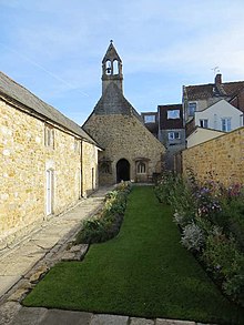 Almshouses'da Bahçe (coğrafya 3728779) .jpg