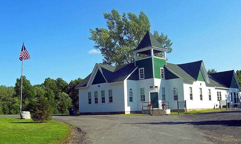 File:Gardiner Town Hall.jpg