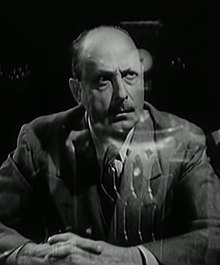 Gordon De Main in The Mad Monster (1942).jpg