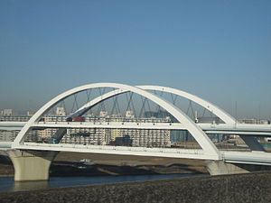 Goshiki-Zakura Big Bridge 001.jpg