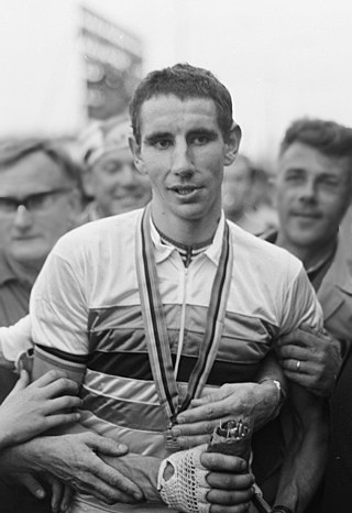 <span class="mw-page-title-main">Graham Webb</span> English cyclist