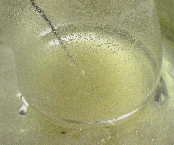 File:Grignard reaction experiment 07.jpg