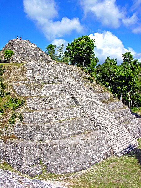 File:Guatemala-1300 - Yaxhá (2214420300).jpg