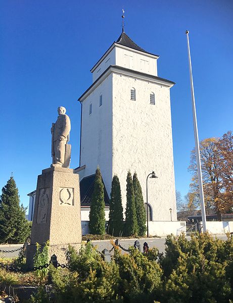 File:Haug kirke Hokksund Norway 2016-10-29 WWII memorial 01.jpg