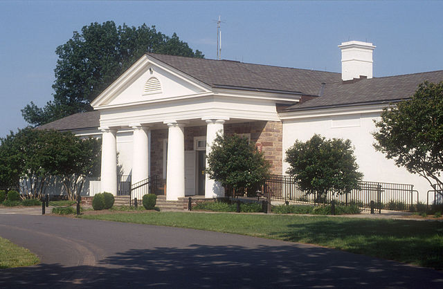 The Manassas National Battlefield Park visitor center in July 2003