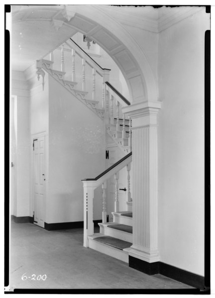 File:Historic American Buildings Survey Nathaniel R. Ewan, Photographer April 29, 1936 INTERIOR - STAIR DETAIL -2 - Trent House, 15 Market Street (changed from 539 South Warren Street), HABS NJ,11-TRET,6-5.tif