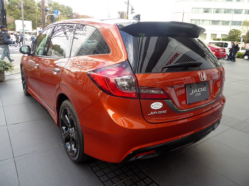 File:Honda JADE RS・Honda SENSING (DBA-FR5) rear.jpg