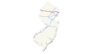 Mapa New Jersey zobrazující hlavní silnice.  I-80 vede východ-západ přes severní část státu.