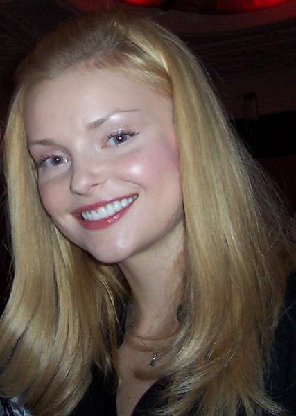 ファイル Izabella Miko Jpg Wikipedia