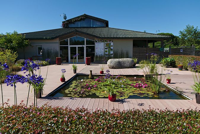 English: Botanical garden "Jardin des Martels". Français : Jardin botanique « Jardin des Martels ».