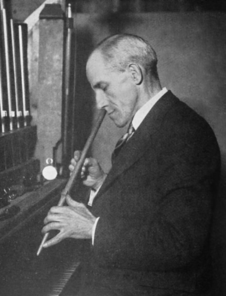 <span class="mw-page-title-main">John Compton (organ builder)</span> British organ builder (1876–1957)