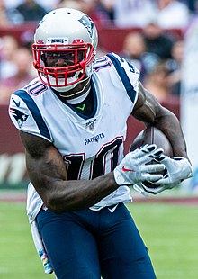 Gordon in a game against the Washington Redskins Josh Gordon and Jakob Johnson (cropped).jpg