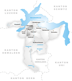 Stans sijaitsee Vierwaldstätterseen eteläpuolella Keski-Sveitsissä.