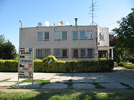 Kisújfalu községháza 1.JPG