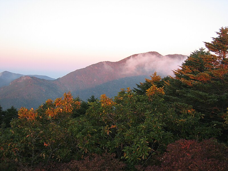 File:Korea-Mountain-Jirisan-12.jpg