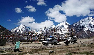 Kunzum Pass between Lahaul & Spiti 28-6-04.jpg