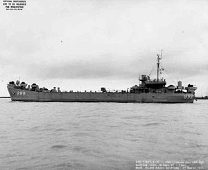 USS Lincoln County (LST-898) off Mare Island Naval Shipyard, 15 Maret 1957