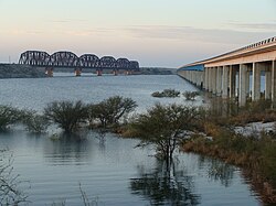 Jezero Amistad