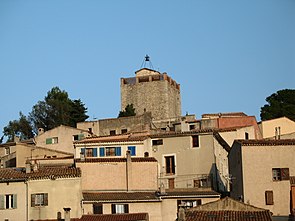 Le Revest Les Eaux Village Tower (general view) 5867.jpg