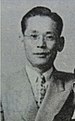 Lee Byung-chul (oříznutí) .jpg