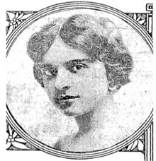 Louise Alexander nel 1911.png