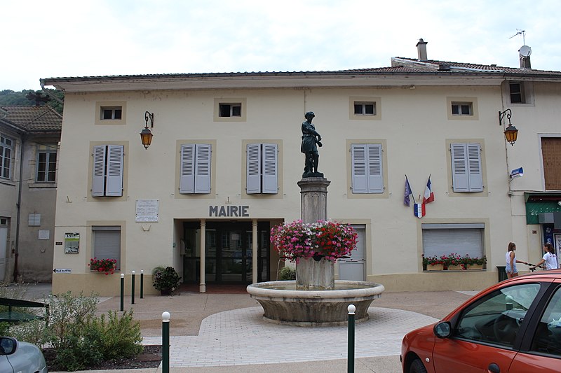 File:Mairie Cerdon Ain 5.jpg