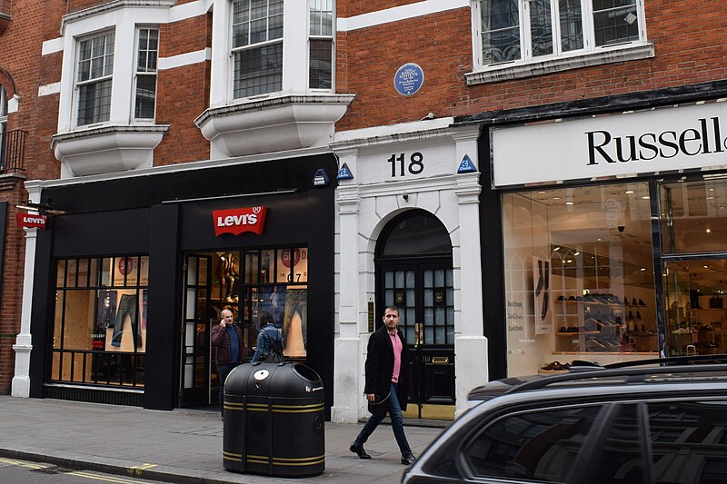 File:Margot Fonteyn Blue Plaque (34670952825).jpg