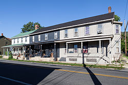 Marklesburg tarixiy tumani 15446 Raystown Rd.jpg