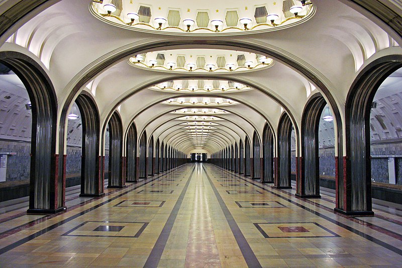 File:Mayakovskaya after renewing 2010.jpg