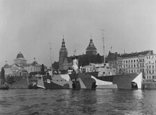 Minenleger in Stettin um 1940.jpg