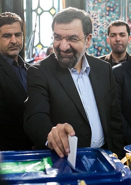 File:Mohsen Rezaee casting his vote in 2016 election.jpg