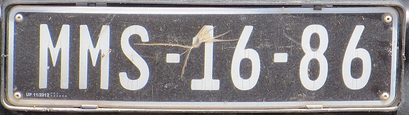 File:Mozambique plate 01.JPG