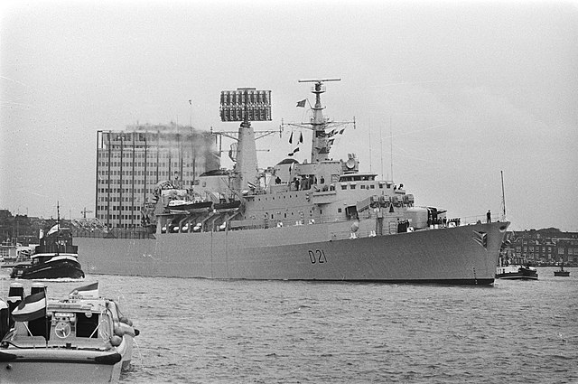HMS Norfolk, a Batch 2 ship, following modification that removed the 'B' turret and replaced it with four Exocet launcher boxes