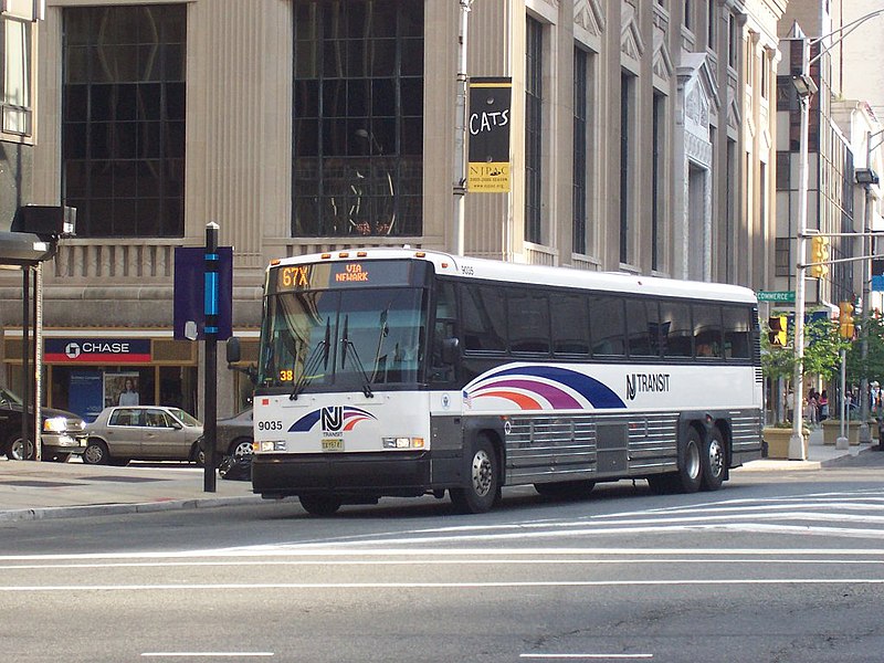 File:NJ Transit MCI D4500 9035.jpg