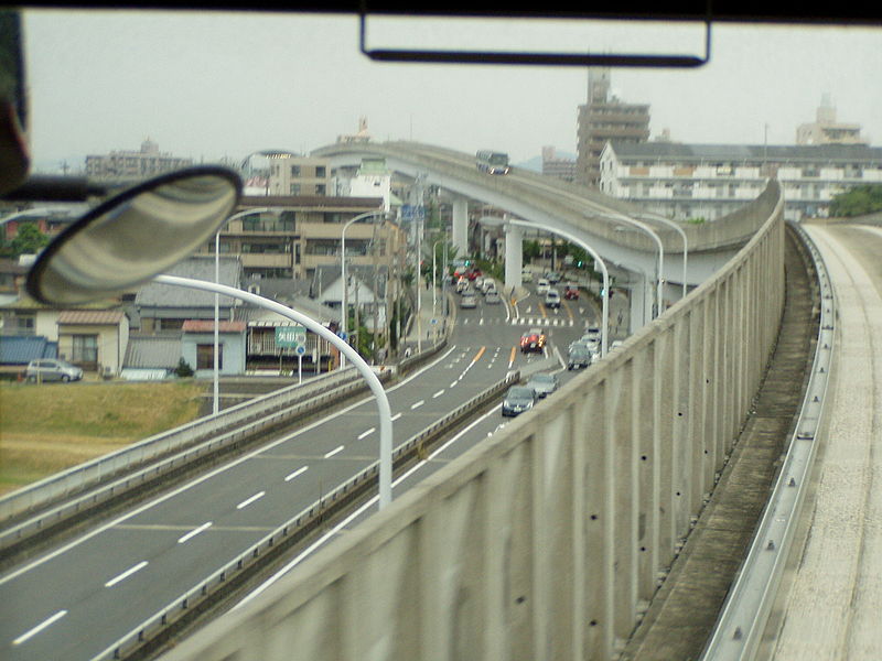 File:Nagoya-guidedbus-1.JPG