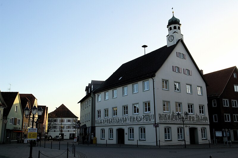 File:Okona-Wurzach-Rathaus.jpg