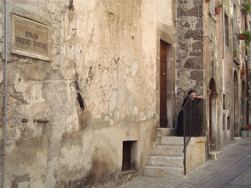 File:Old woman Scanno.JPG