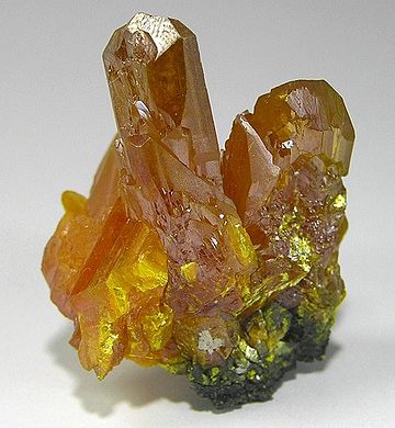 File:Orpiment-148270.jpg