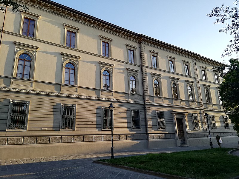 File:Palazzo della Sapienza da piazza Dante1.jpg