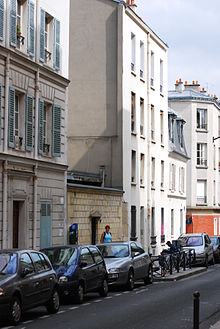 La sortie des Catacombes dans un petit pavillon anonyme, rue Rémy-Dumoncel.