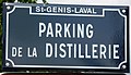 Parking de la distillerie.