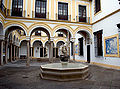 Cortile dell'Ospedale della Carità.