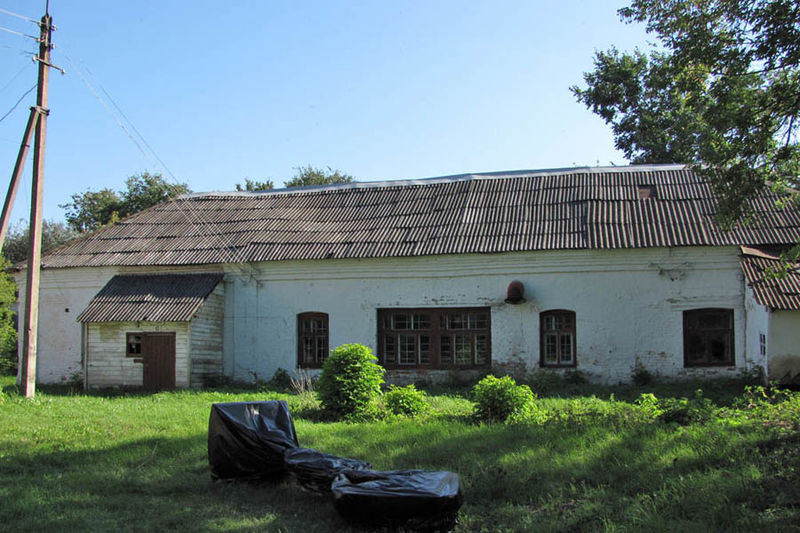 File:Peremyshl - Clergy house.jpg