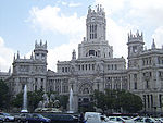 Plaza de Cíbeles och Palacio de Communicaciones på Paseo del Prado i Madrid