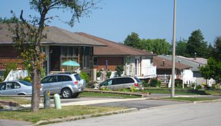 <span class="mw-page-title-main">Pleasant View, Toronto</span> Neighbourhood in Toronto, Ontario, Canada