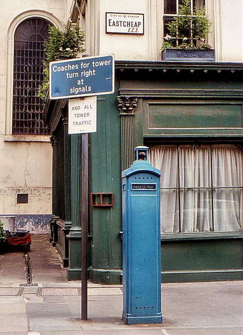 A police box on Eastcheap, 1981