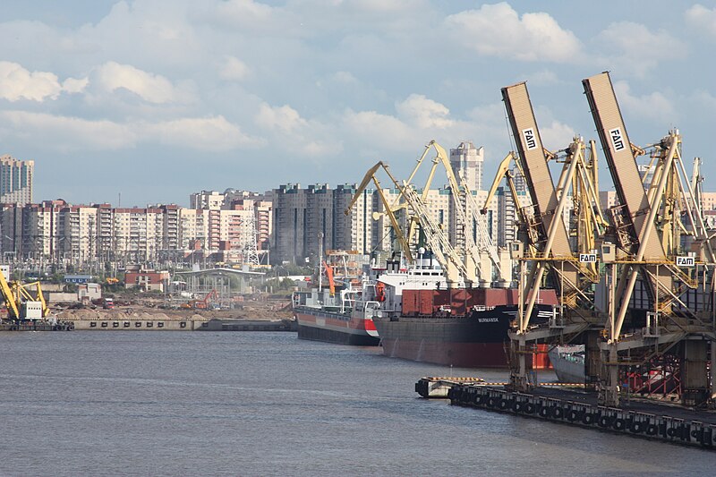 File:Port of Sain Petersburg Russia 2009 0067.JPG